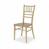 De Trouwstoelen CHIAVARI TIFFANY WOOD gouden champagne